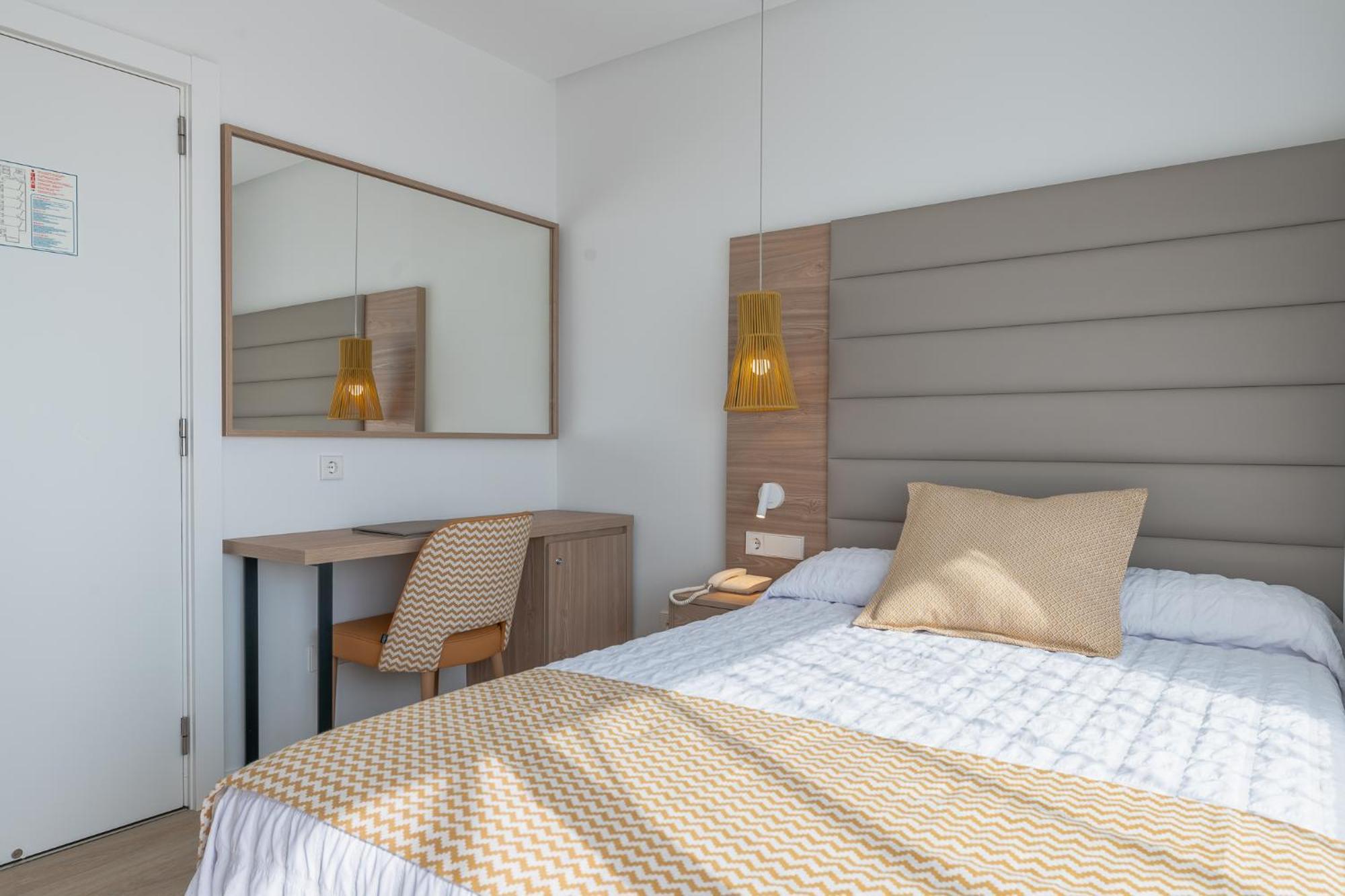 Leman Hotel Y Apartamentos Playa de Palma  Ngoại thất bức ảnh